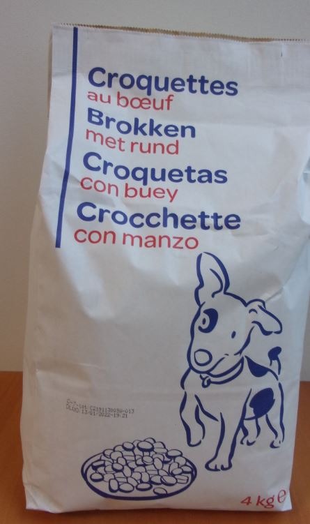 Gamme croquettes chiens et chats premiers prix CARREFOUR3.jpg